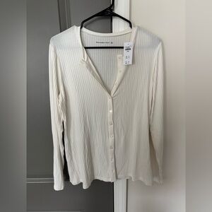 NWT Abercrombie & Fitch Button-Up Top